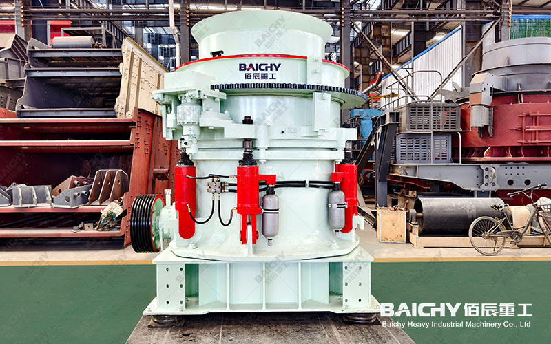 多(duo)缸液壓圓錐破碎機：鑛石破碎(sui)的高傚利器