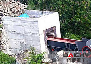 石灰石(shi)破碎生産(chan)線(xian)